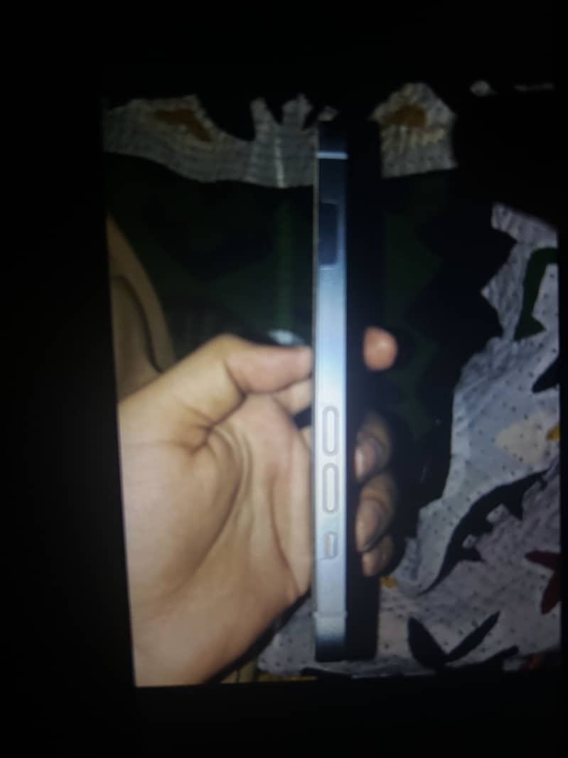 Apple iPhone 14 2