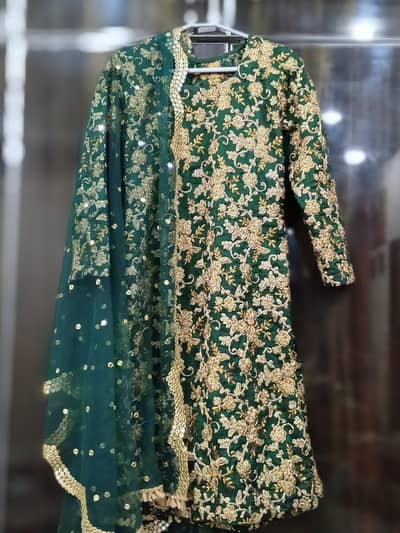 dress for sale in new condition
