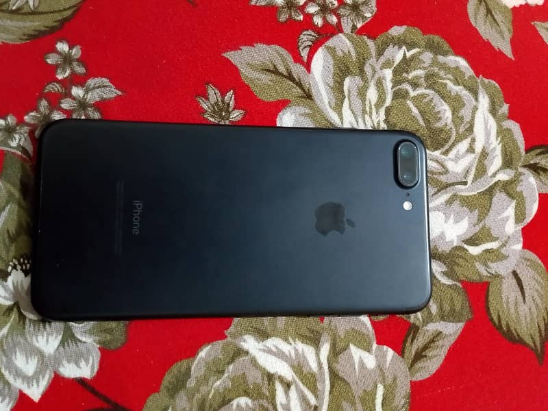 Apple iPhone 7 Plus 0