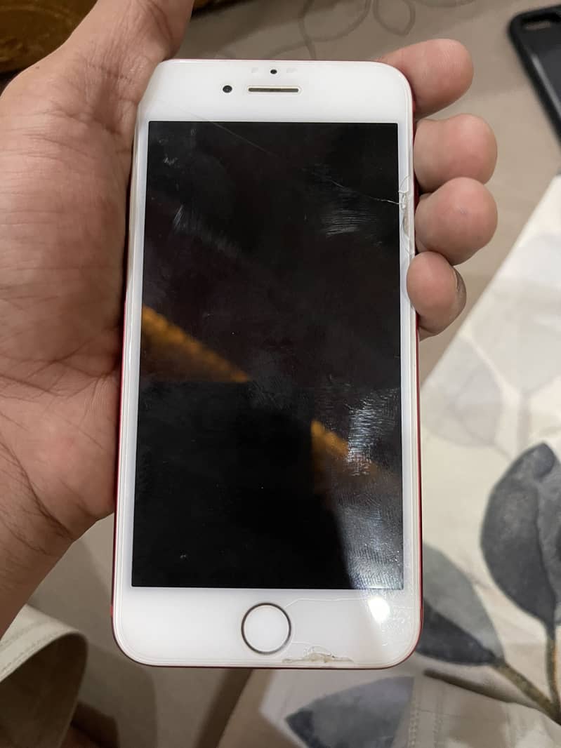 Apple iPhone 7 1