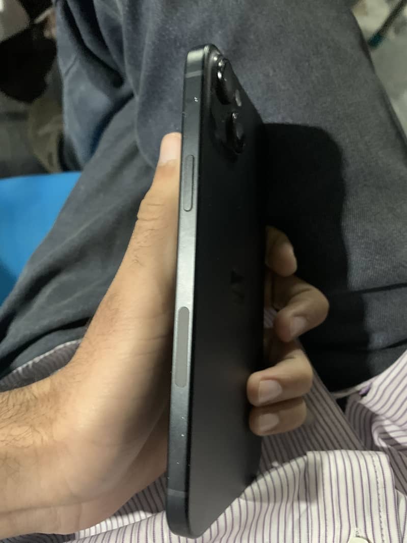 Apple iPhone 15 2
