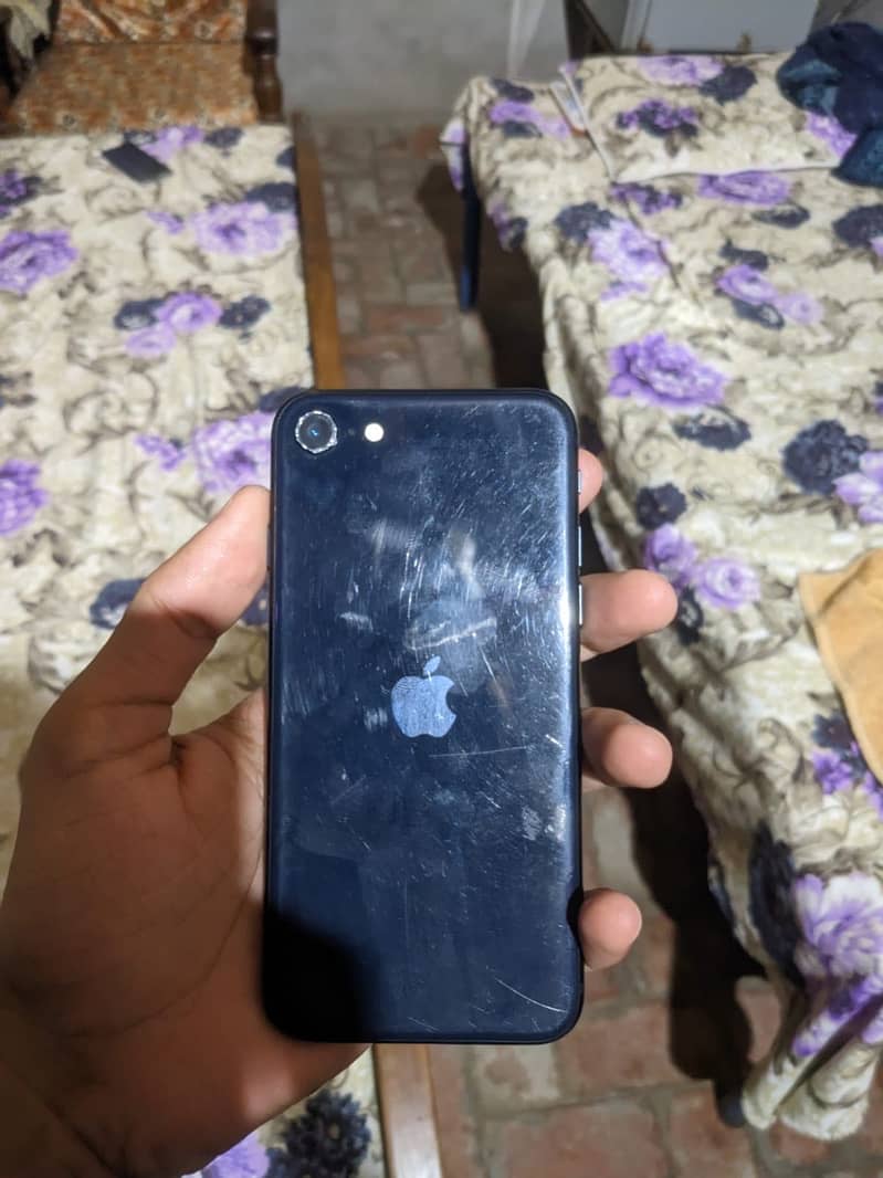 Apple iPhone SE 3