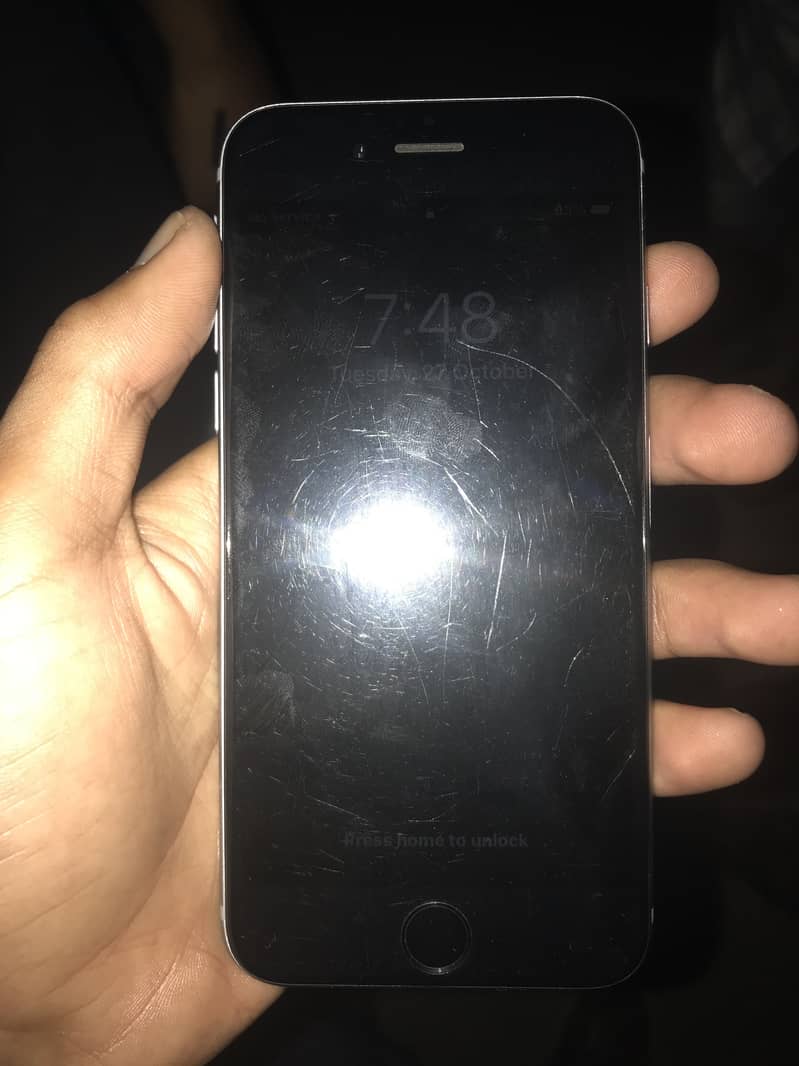 Apple iPhone 6. 0