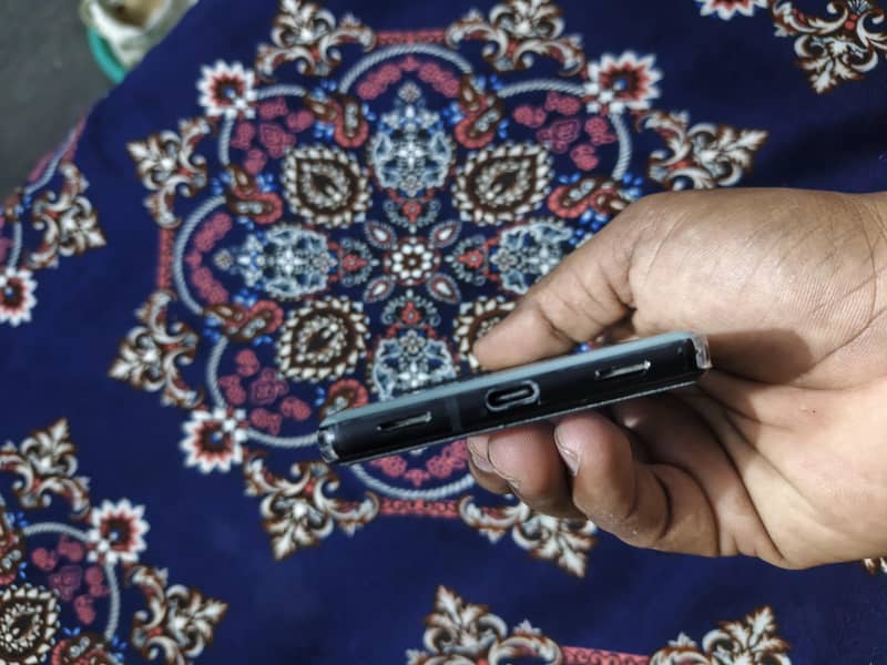 Google Pixel 6a 5