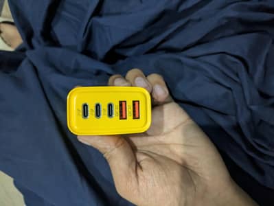 Bme charger bilkul new jis ko chya rabta kar lain