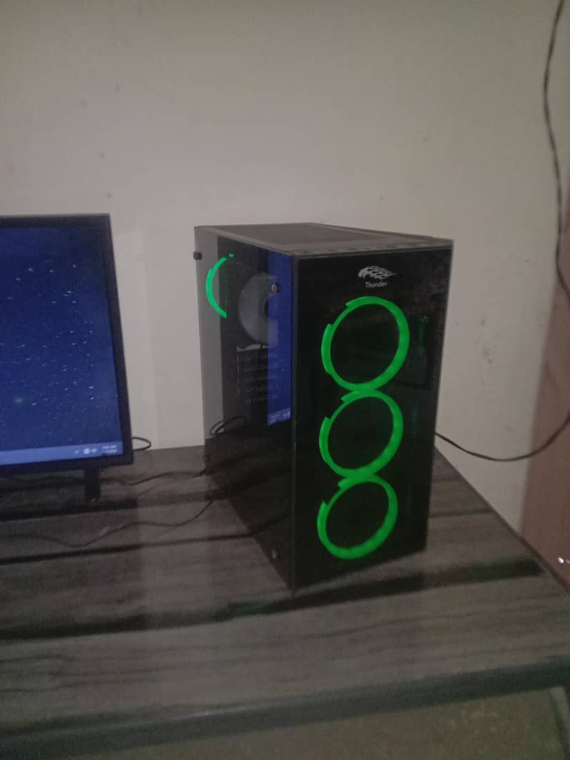 Thunder Casing 4 ARGB fans 1