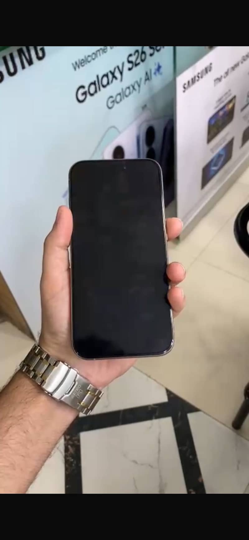 Apple iPhone 15 Pro 2