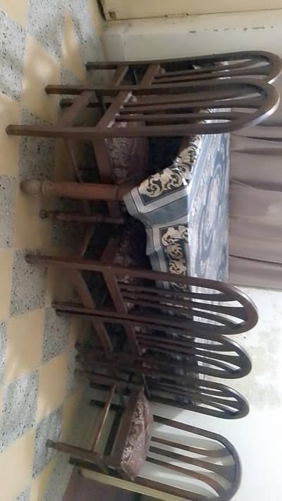 6 Seater Dining Table With 6 Chairs & Mat - Pure Wood