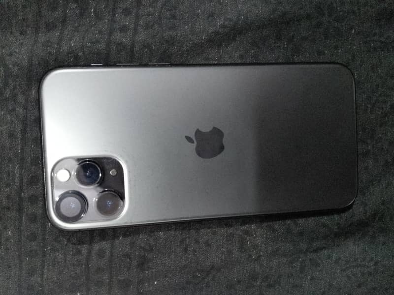 Apple iPhone 11 Pro 0