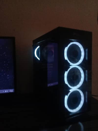 Thunder Casing 4 ARGB fans