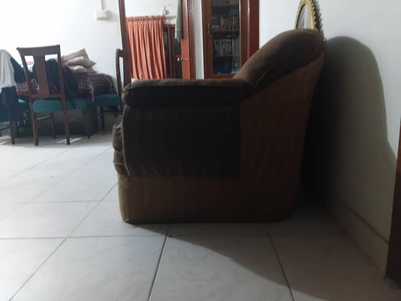 3 seater Sofa 2