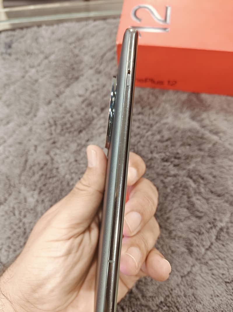 One Plus 12 4