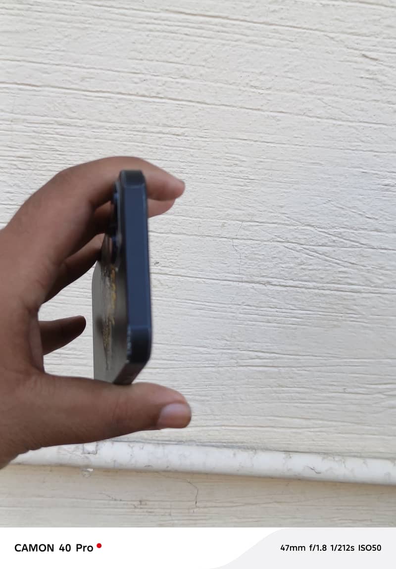 Apple iPhone 13 3