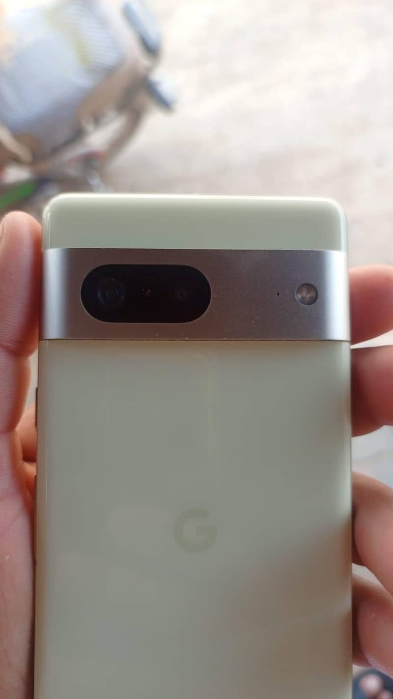 Google Pixel 7a 1