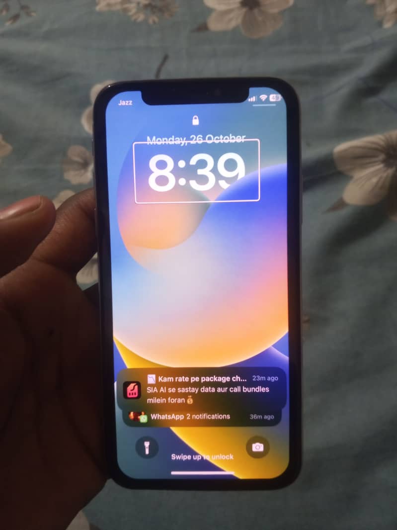 Apple iPhone X 4