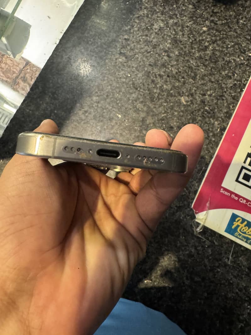 Apple iPhone 15 Pro 5