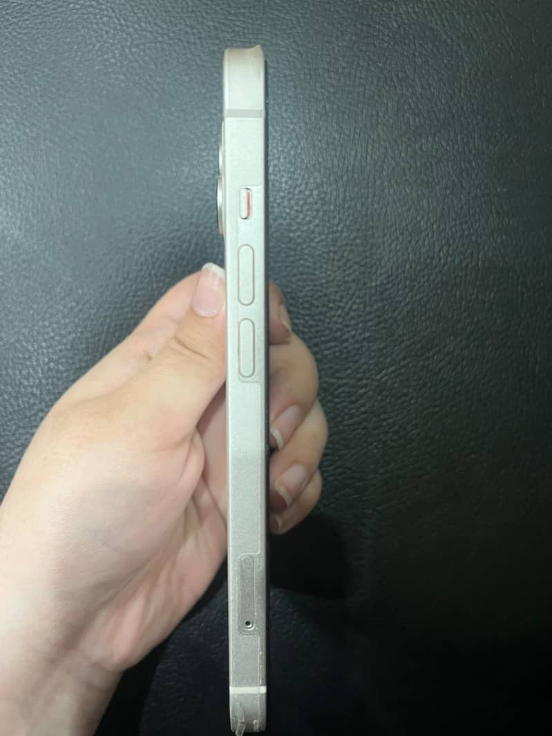 Apple iPhone 14 2