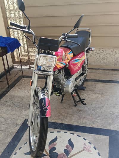 Honda cg125. model 2026