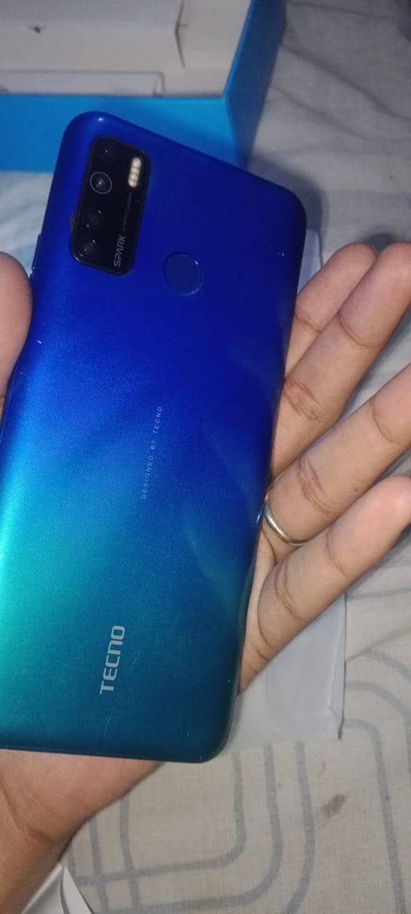 Tecno Spark 5 Pro 0