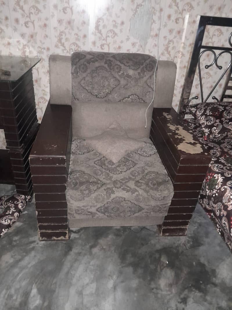 sofa set 0