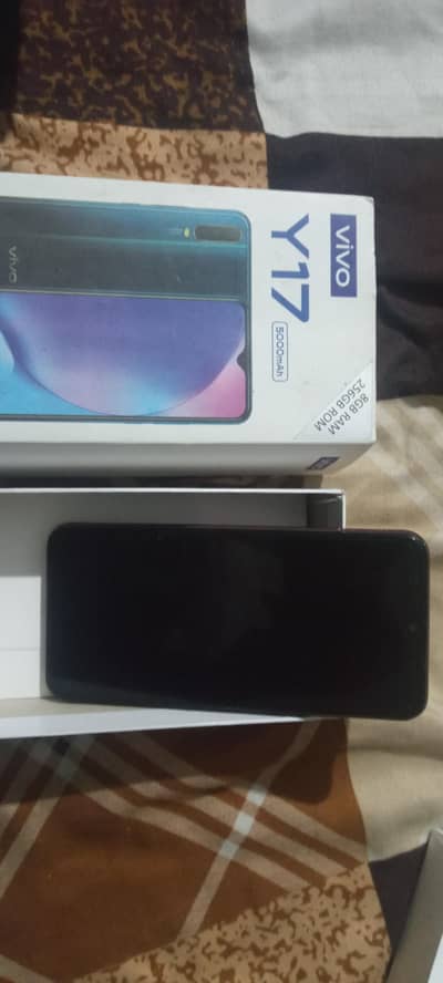 Vivo Y17