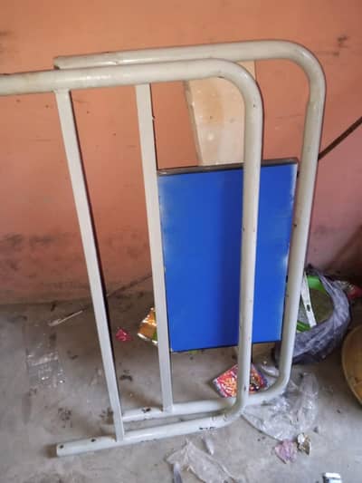 condition 9/10 in used