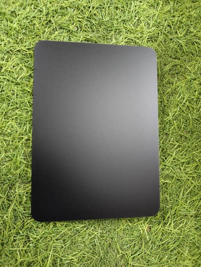 apple magic tarckpad space gray available mouse and keyboard Bluetooth