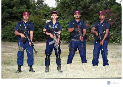 All Karachi professional guards service available