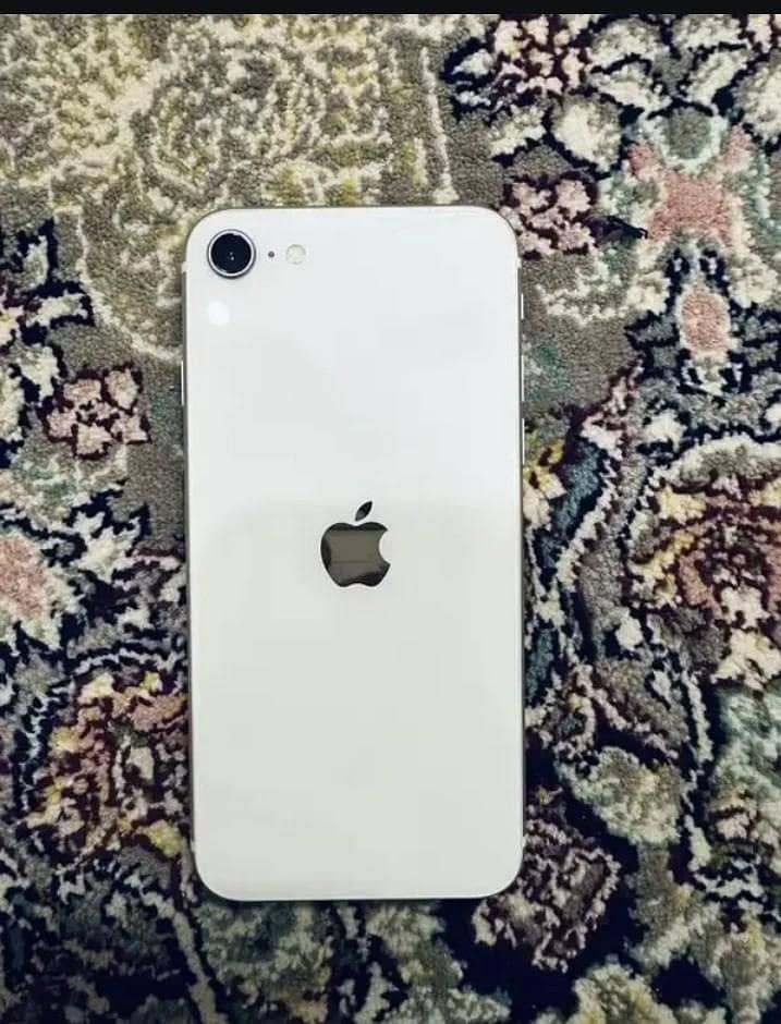 IPhone SE 2020 0