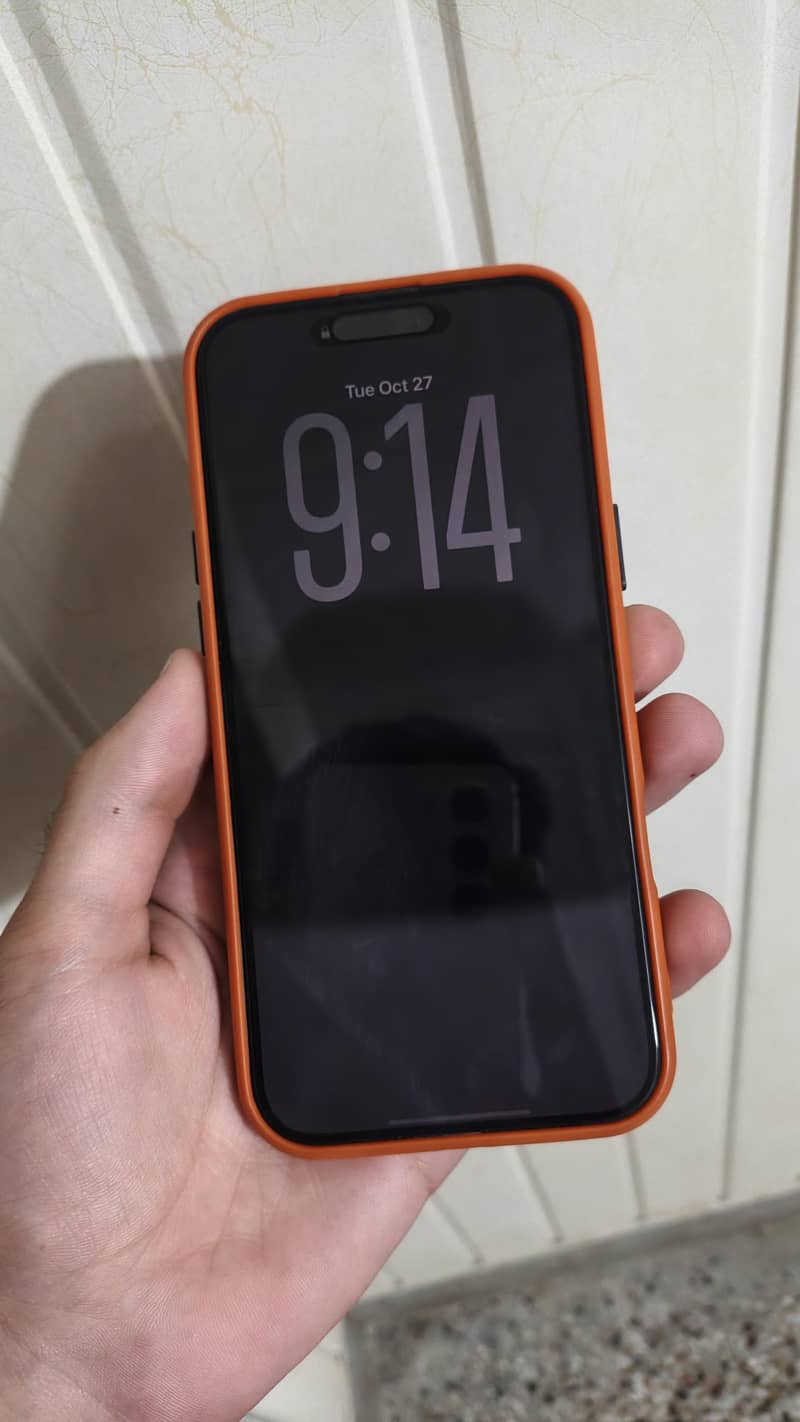 Apple iPhone 16 Pro Max 3