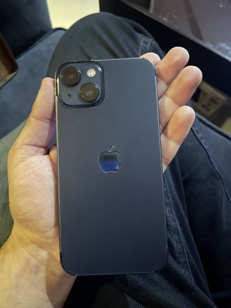 Apple iPhone 13 1