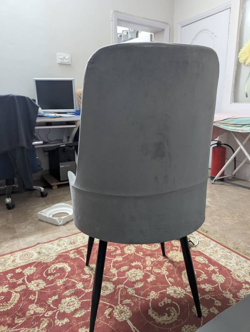 L shape sofa with 2 chairs set 2