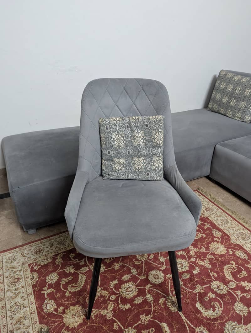 L shape sofa with 2 chairs set 6