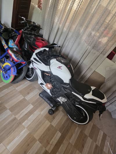 Toy bike in almost new condition