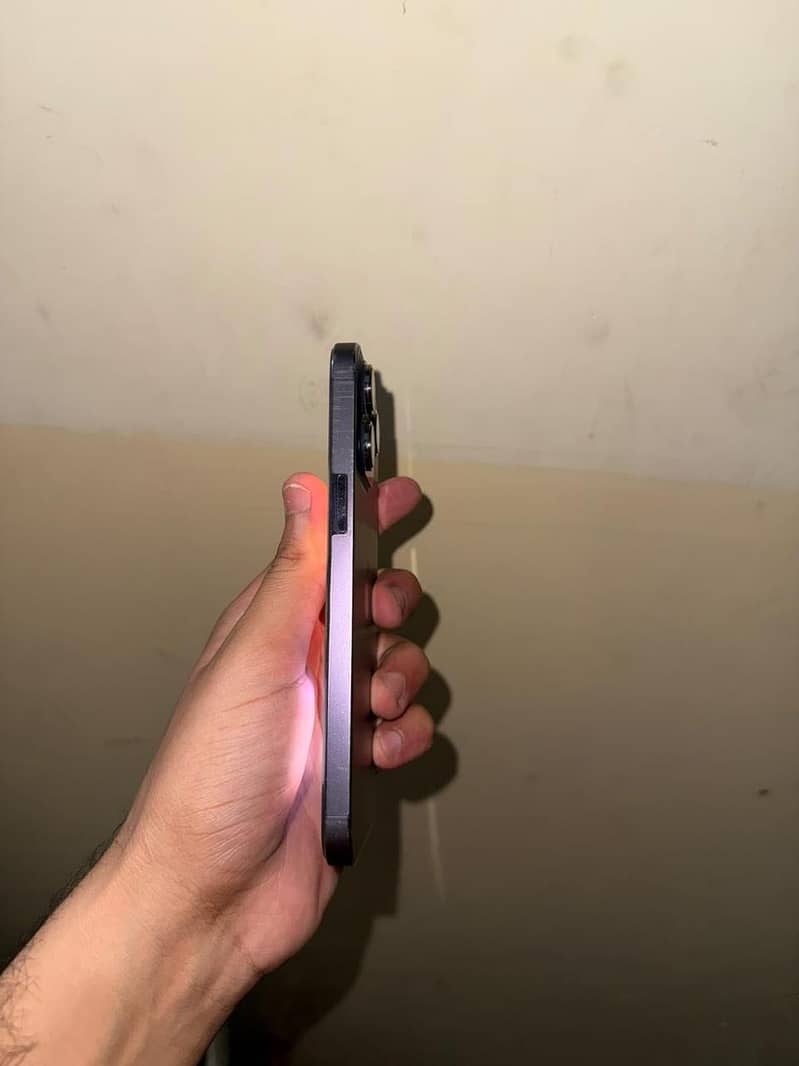 Apple iPhone 14 Pro Max 1
