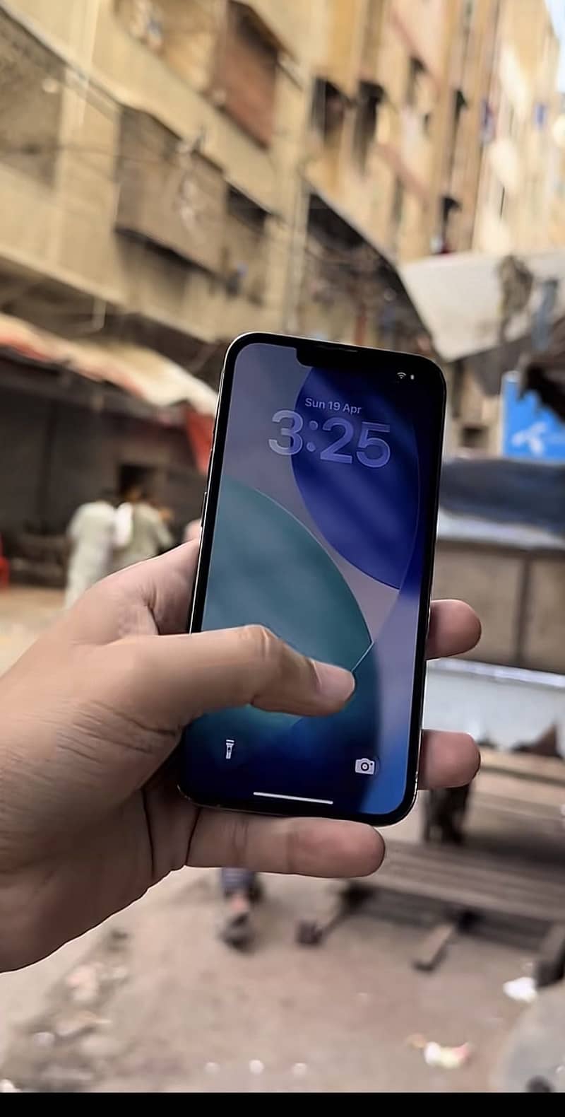 Apple iPhone 13 Pro 2