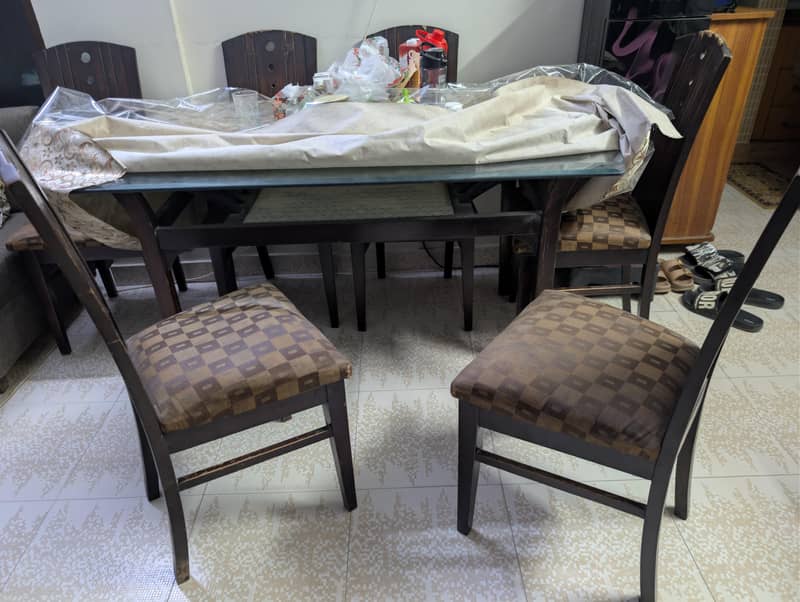 Dinning table 4