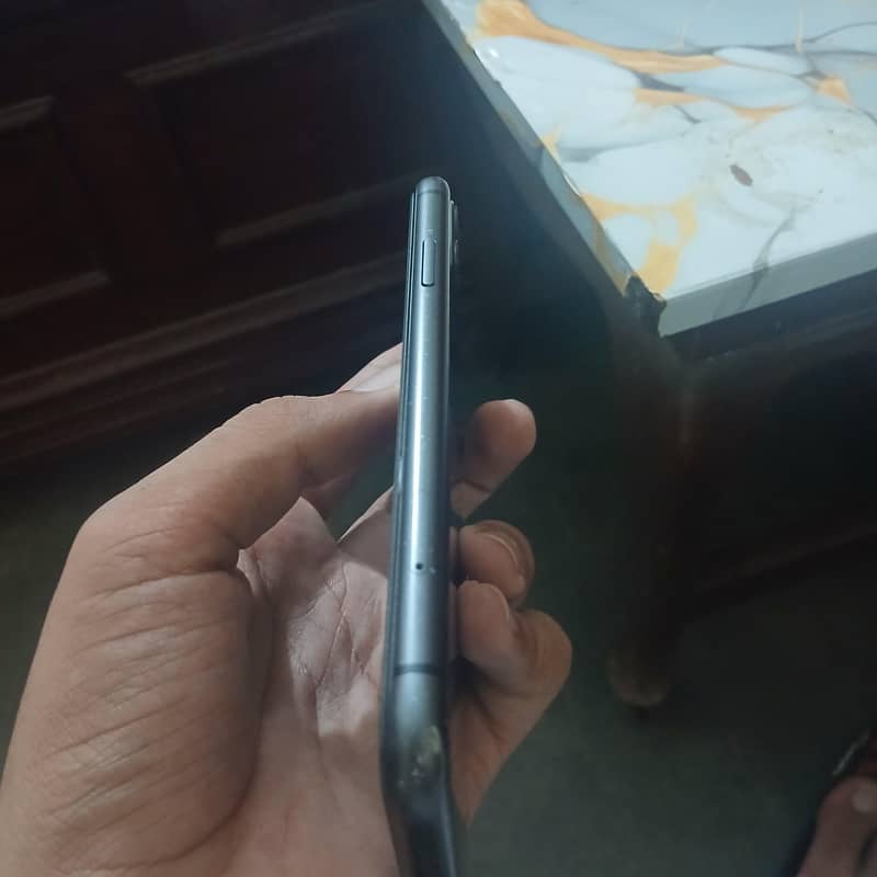 Apple iPhone 11 2