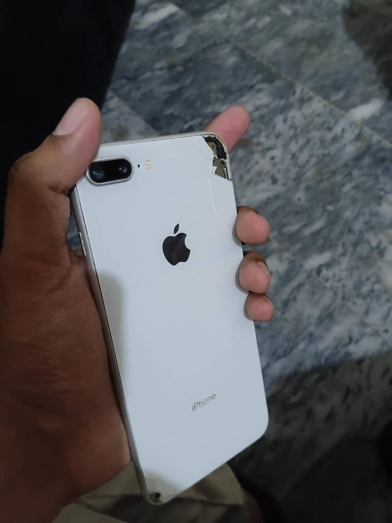 iphone 8 plus 3