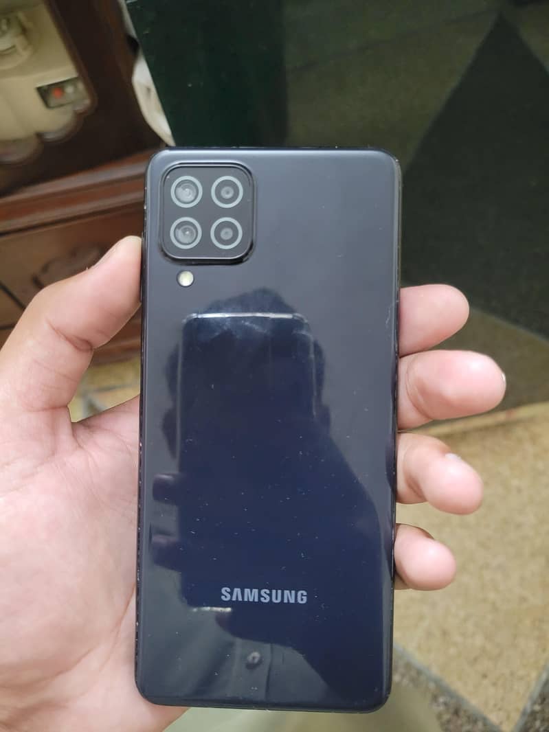 Samsung Mobile A22 1
