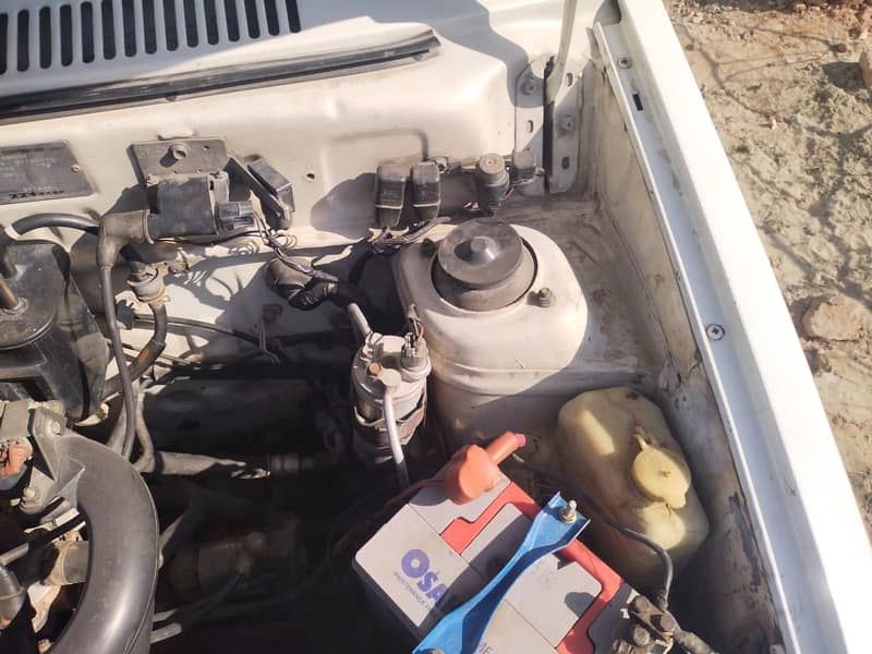 Suzuki Mehran 2015 - گھر کے استعمال کی صاف ستھری گاڑی 4