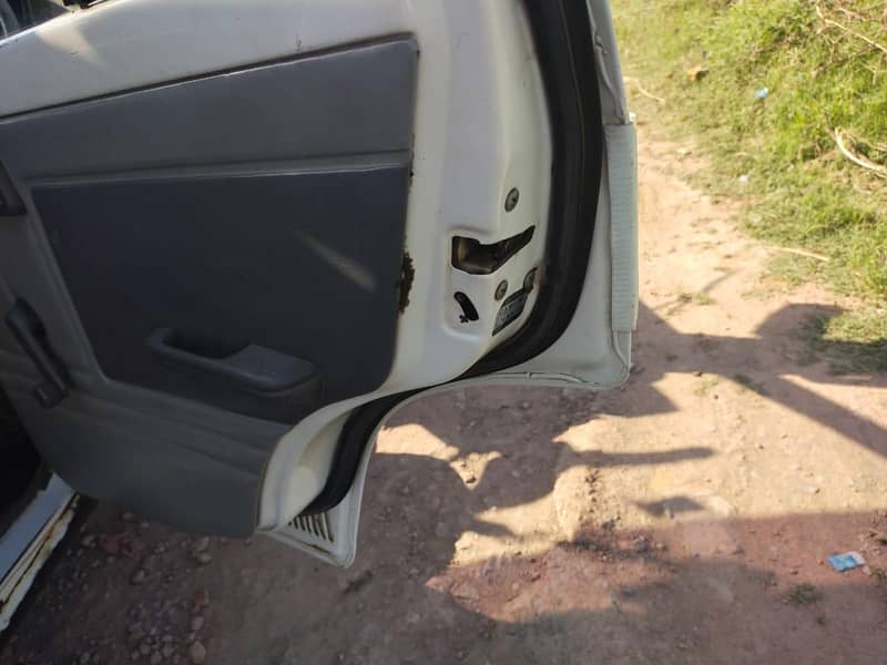 Suzuki Mehran 2015 - گھر کے استعمال کی صاف ستھری گاڑی 5