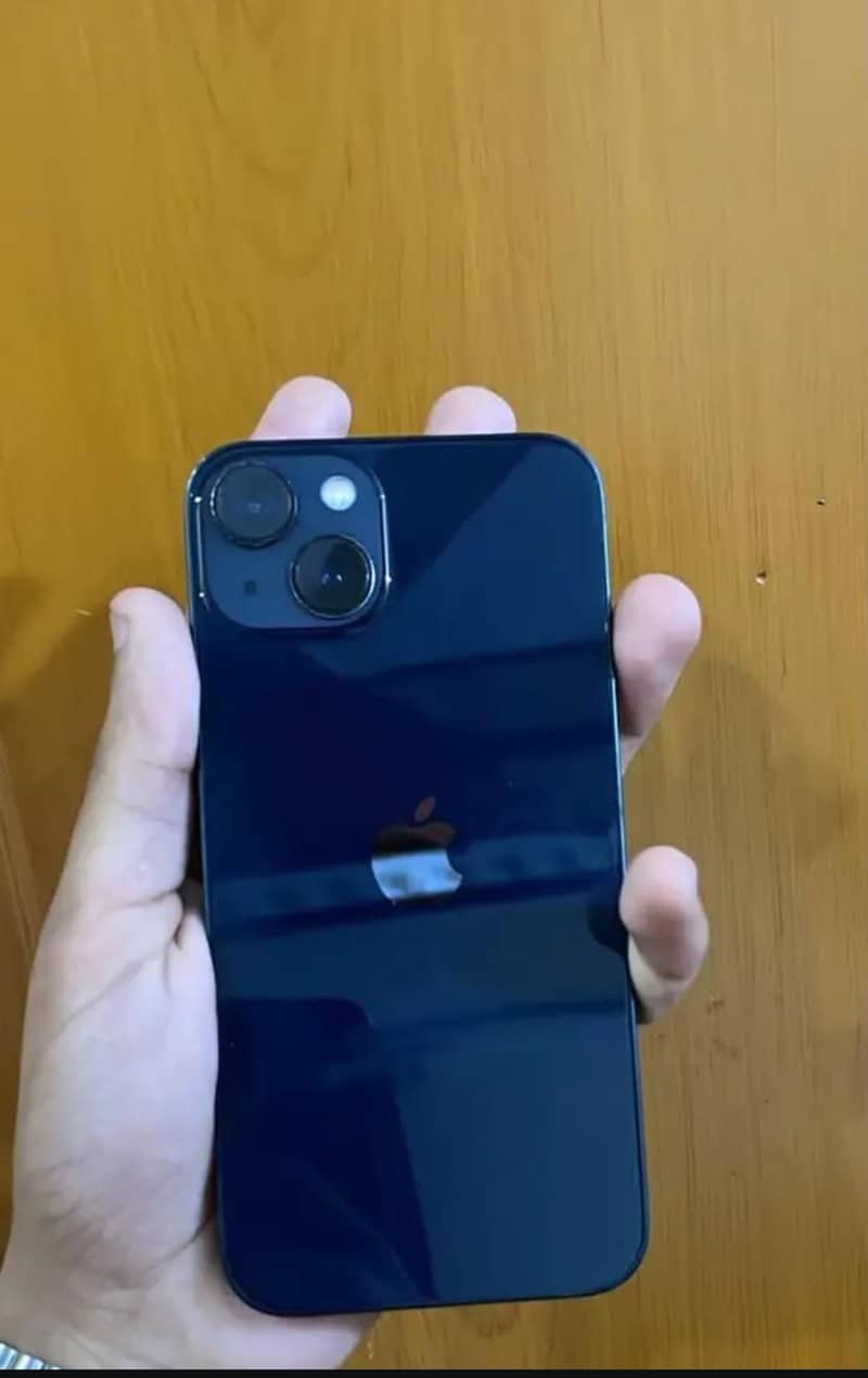 Apple iPhone 13 4