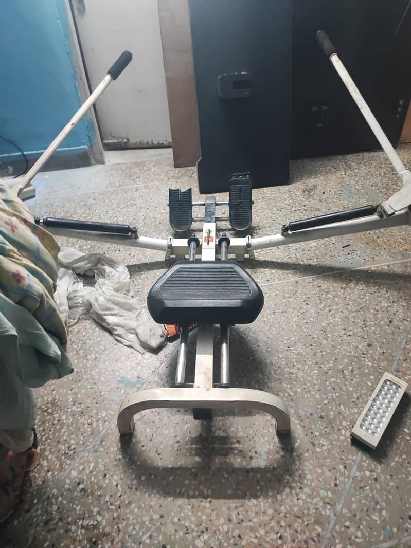 SunBanker Rowing machine 4