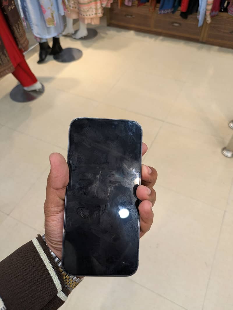 Apple iPhone 14 Pro Max 2