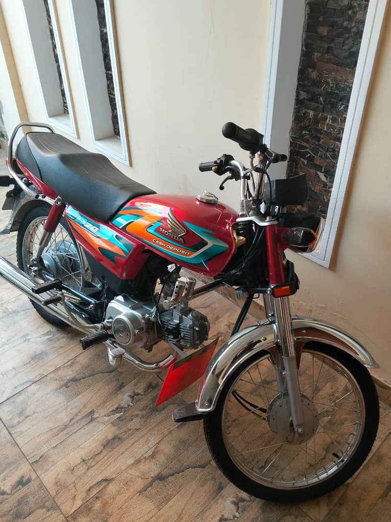 CD 70.2027 Model 10/10 Condition 0