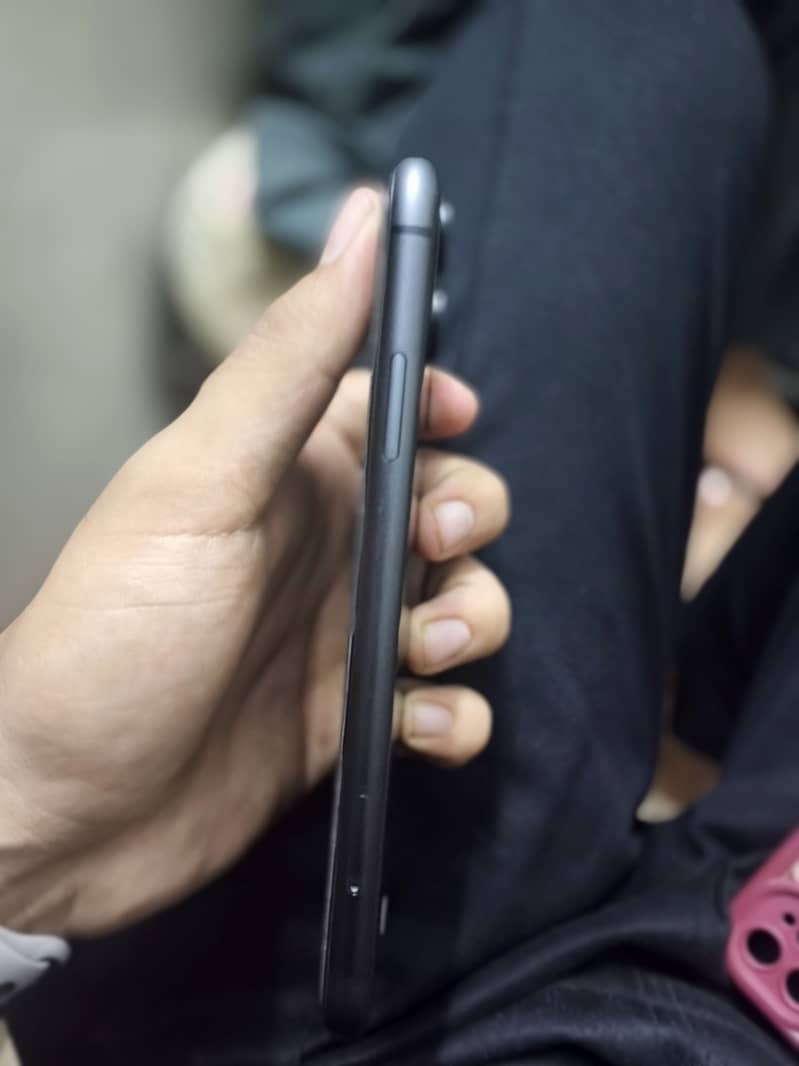 Apple iPhone 11 5