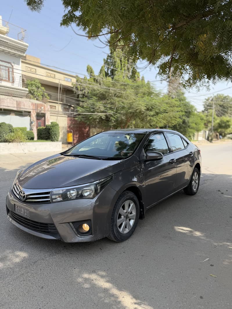Corolla Altis 1.6 2016 1