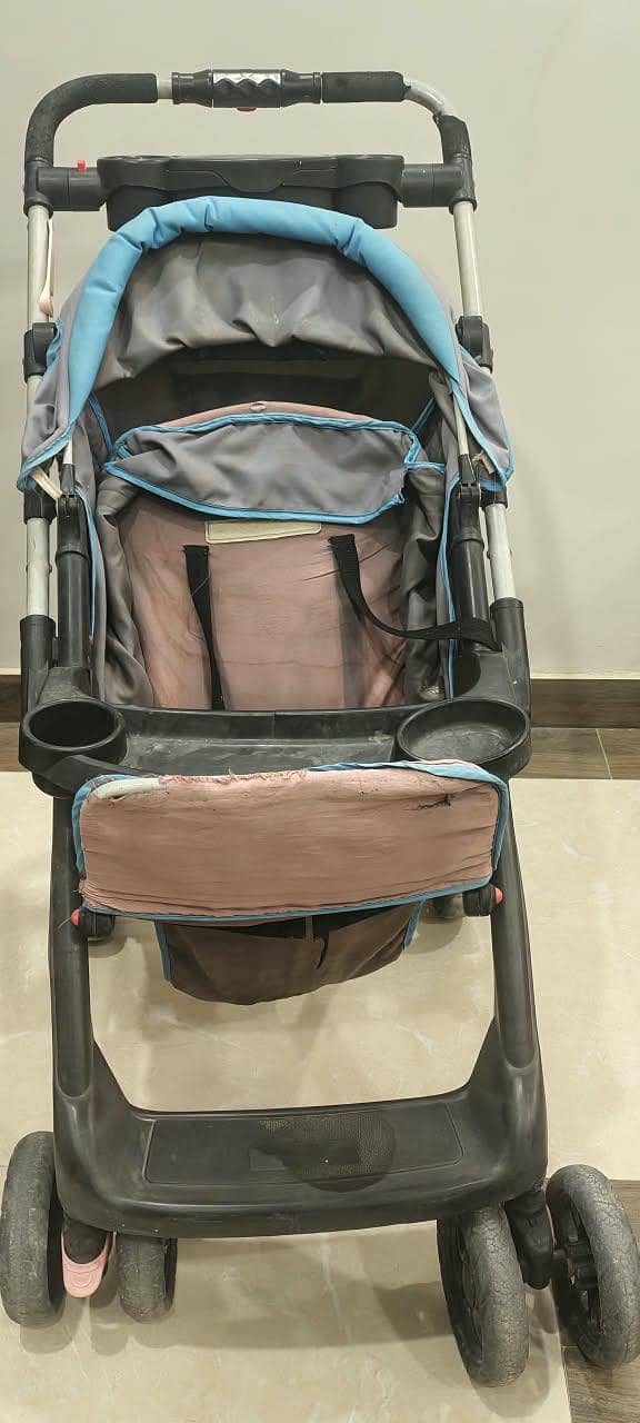 stroller 0