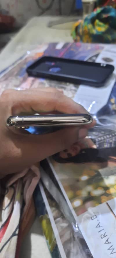 Apple iPhone XS